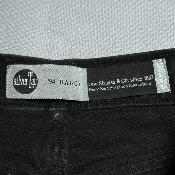 Levi's SilverTab 94 Baggy Black Jeans‎ Women's Size 25 Distressed Grunge - Picture 4 of 16